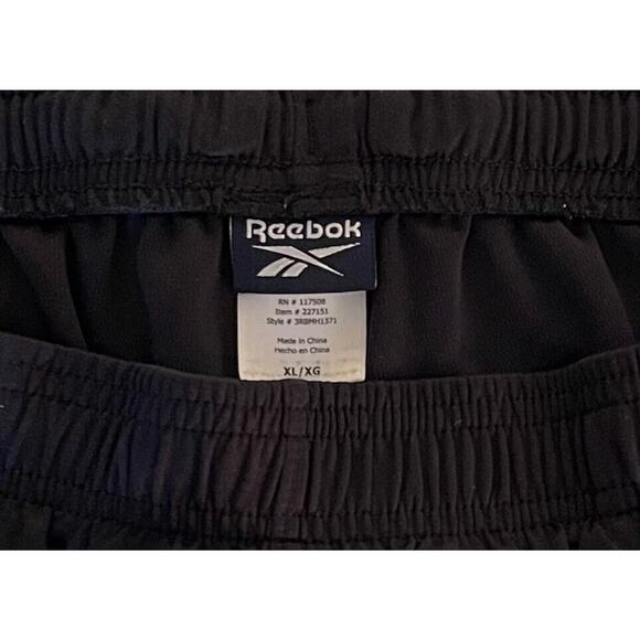Reebok Men's Shorts Elastic Waiste Black w/Gray Mesh Zip Pocket XL/XG NWOT - Picture 3 of 3